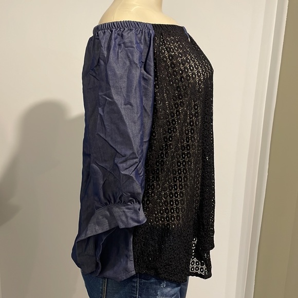 Preloved// NWT medium blouse mesh panel in front off the shoulder - Picture 2 of 5